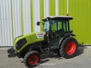 NEXOS 220 VE CABINE 4RM Farm Tractors