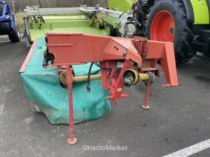 2528 Farm Tractors