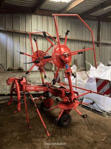 FANEUSE KUHN GF 502 Conventional-Till Seed Drill