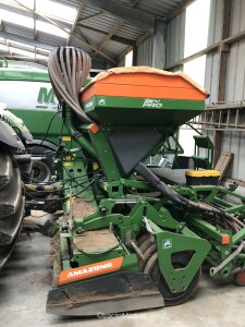ADP 3001 SUPER + KG 3001 Conventional-Till Seed Drill