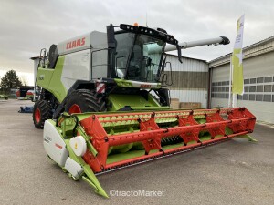 TRION 650 EXCLUSIVE Maize harvester for Combine Harvester