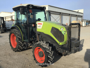 NEXOS 220 F 4RM CABINE ST3 Farm Tractors