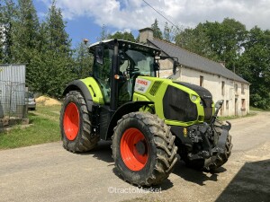 AXION 800 SUR MESURE Plough