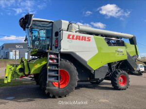 TRION 530 MONTANA Combine harvester