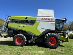 LEXION 7500 4RM CPE 7.70M Farm Tractors