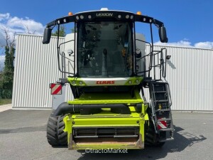 LEXION 6700 TT TRADITION Tractors