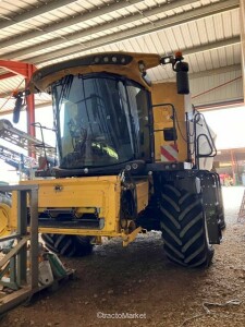 MOISSONNEUSE BATTEUSE CX 8.70 Stubble cultivator