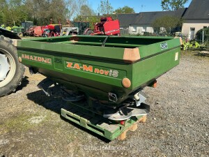 DISTRIBUTEUR D'ENGRAIS Home