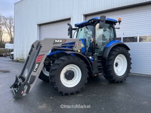 T6.145 DELUXE EC + T412 Combine harvester